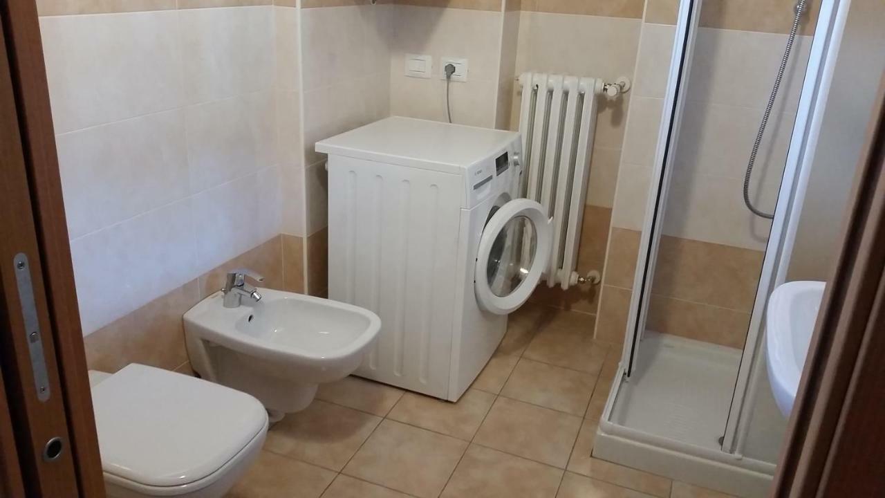 La Casa Di Edone Apartment Monzambano Bagian luar foto