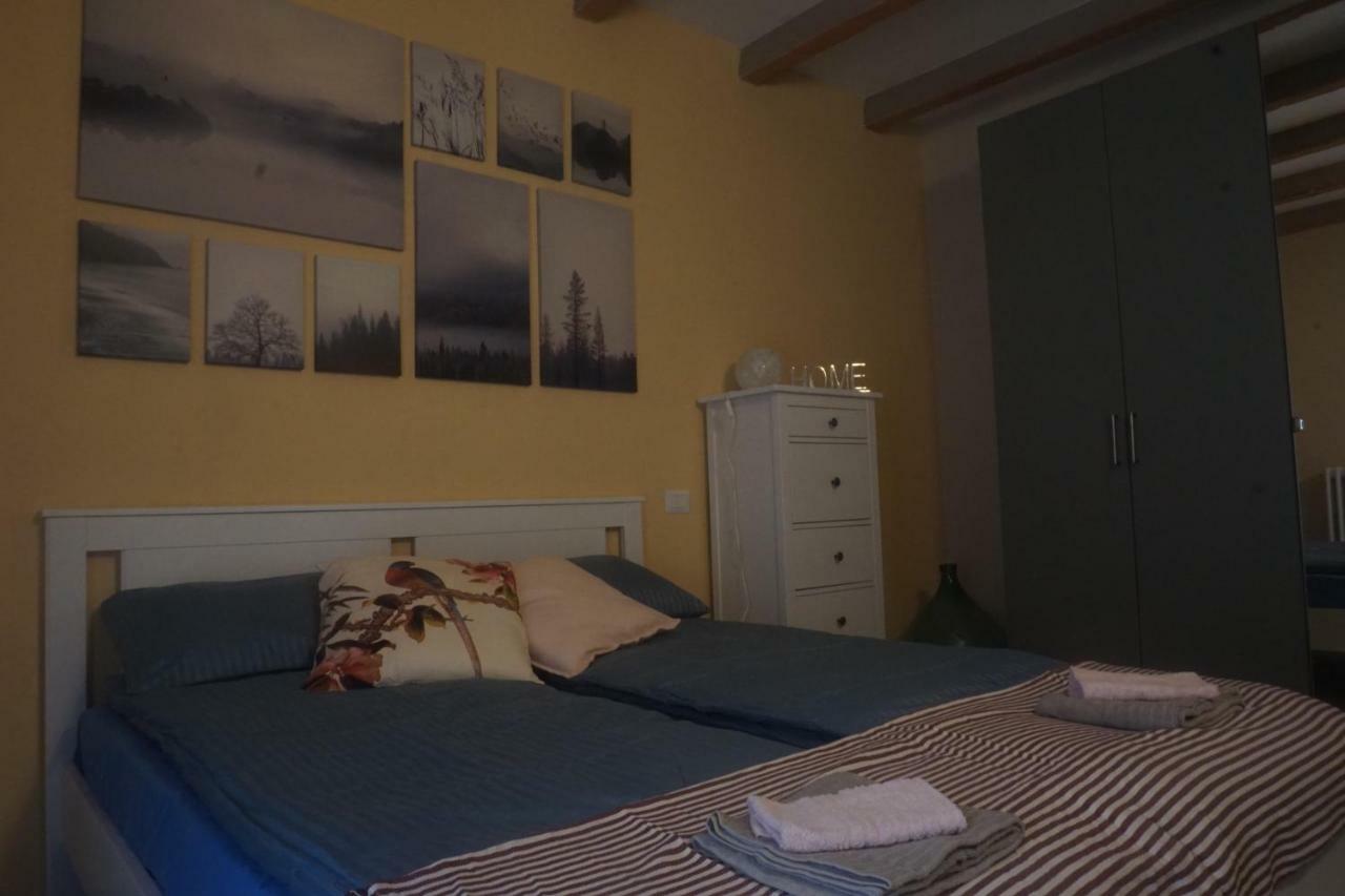 La Casa Di Edone Apartment Monzambano Bagian luar foto