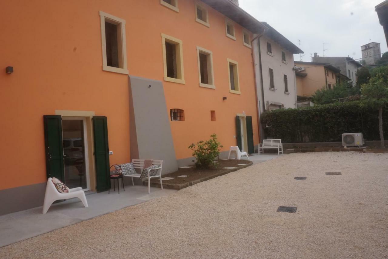 La Casa Di Edone Apartment Monzambano Bagian luar foto